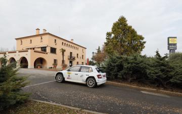 Miguel Díaz-Diego Sanjuan (Škoda Fabia R5). 1r RallySprint RACC, vencedores (Foto: Miquel Rovira)