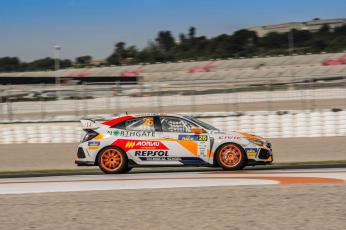 Álvaro Bajo (Honda Civic Type-R). CET-RACE, Valencia