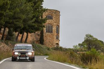 Vicenç Aguilera-Elisabet Aguilera (Seat 124 Especial 1800). 4t Rally Catalunya Històric-Rally de les Caves / Foto: Jordi Rierola