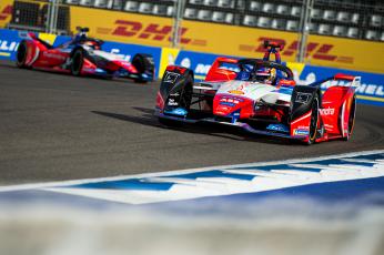 Mahindra Racing en acción en el E-Prix de Marrakech - Foto: Spacesuit Media