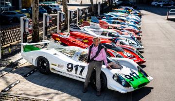 Hans Mezger con una extraordinaria flota de Porsche 917