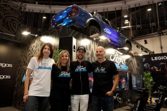 Sara Socas, freestyler; Cristina Del Rey, Directora de Comunicación de Ford España; José Iglesias, capitán del equipo Fordzilla en España y Emmanuel Lubrani, Director de Marca de Ford Europa