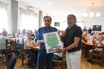 Lluís Sellabona amb Josep Maria Pibernat (Foto: Vicenç Llenas)