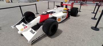 McLaren MP4/4 