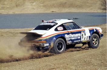 Porsche 911 Carrera 3.2 4x4, París-Dakar 1984 (Porsche AG)